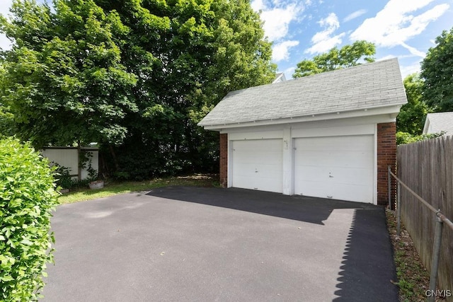218-20 Avery Ave, Syracuse, NY 13204 - view of detached garage