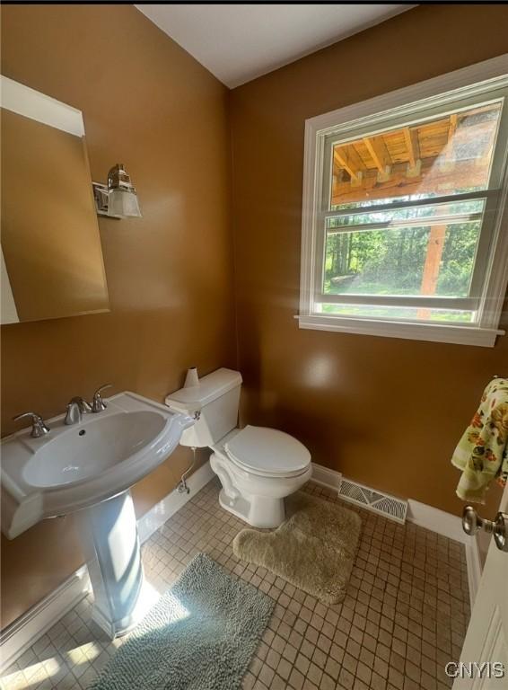 2790 Falls Rd, Marcellus, NY 13108 - photo 9