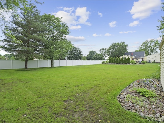 5137 William St, Lancaster, NY 14086 - view of yard
