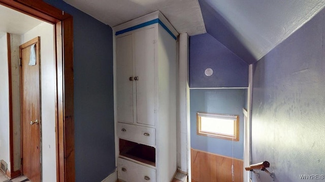 173 Hedley Pl, Buffalo, NY 14208 - hall featuring vaulted ceiling