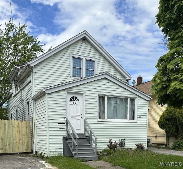 54 Decker St, Buffalo, NY 14215 - bungalow-style home with entry steps