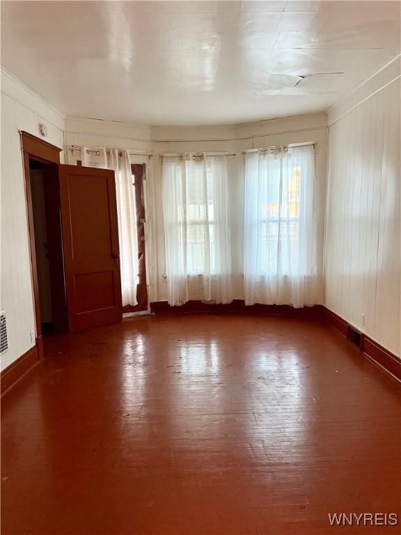 246 Cambridge Ave, Buffalo, NY 14215 - unfurnished room with wood finished floors