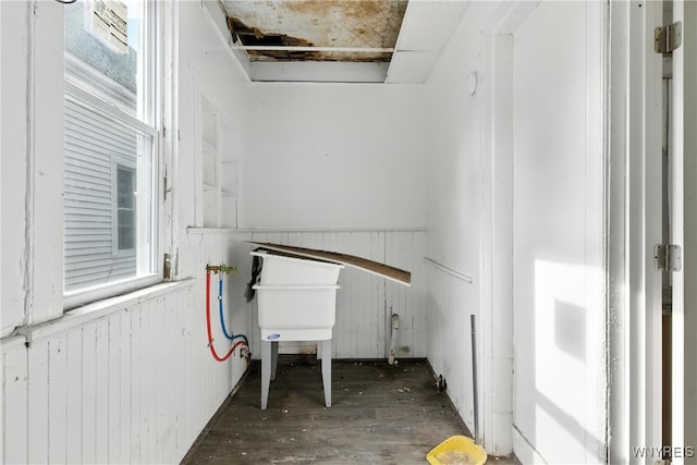 49 Urban St, Buffalo, NY 14211 - laundry area featuring wood finished floors