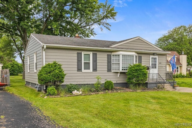 503 Kohl St, North Tonawanda, NY 14120 - view of front of property with a front lawn