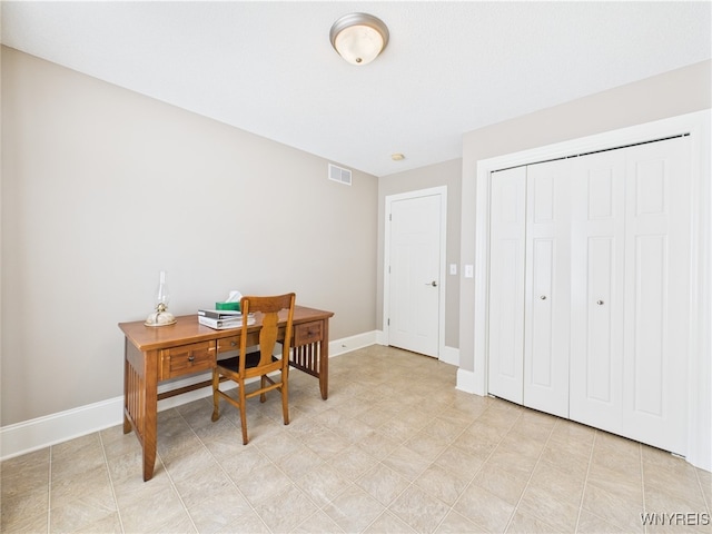 4166 Tisbury Ln, Hamburg, NY 14075 - office space featuring baseboards
