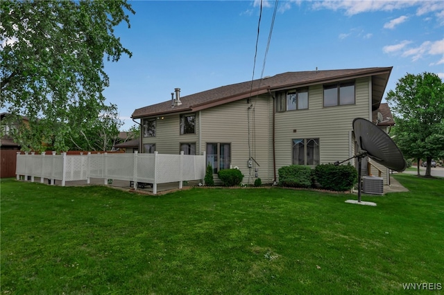 2160 Robert Dr, Niagara, NY 14304 - rear view of house