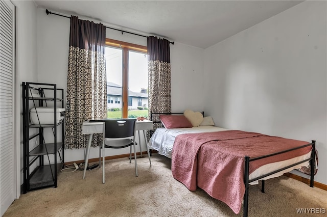 2160 Robert Dr, Niagara, NY 14304 - bedroom with carpet floors