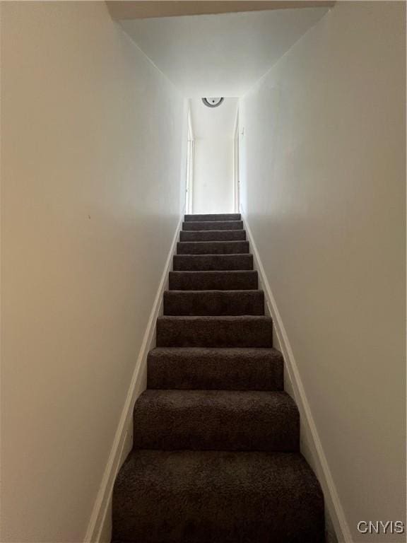617 Carbon St, Syracuse, NY 13208 - photo 7