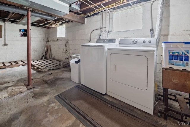 119 Kenneth Ave, Onondaga, NY 13120 - laundry area with washing machine and dryer
