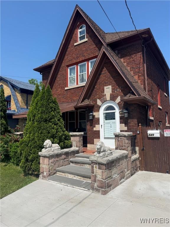 545 15th St, Niagara Falls, NY 14301 - photo 1