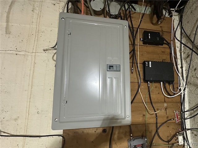 504 Allen Rd, Clay, NY 13212 - utilities with electric panel