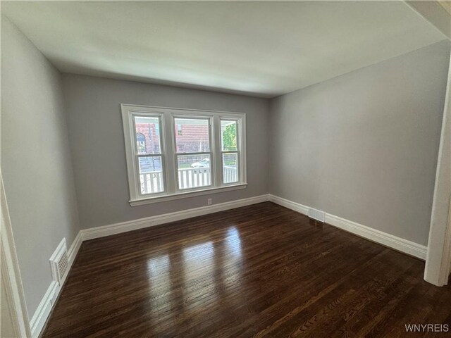 192 Baynes St, Buffalo, NY 14213 - photo 7