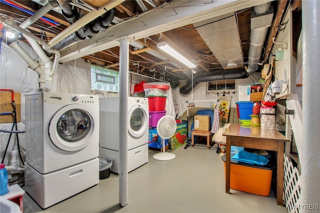 87 Pasadena Pl, Amherst, NY 14221 - below grade area with washer and dryer