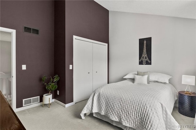 13 Thames Ct, Amherst, NY 14221 - carpeted bedroom featuring a closet and a high ceiling