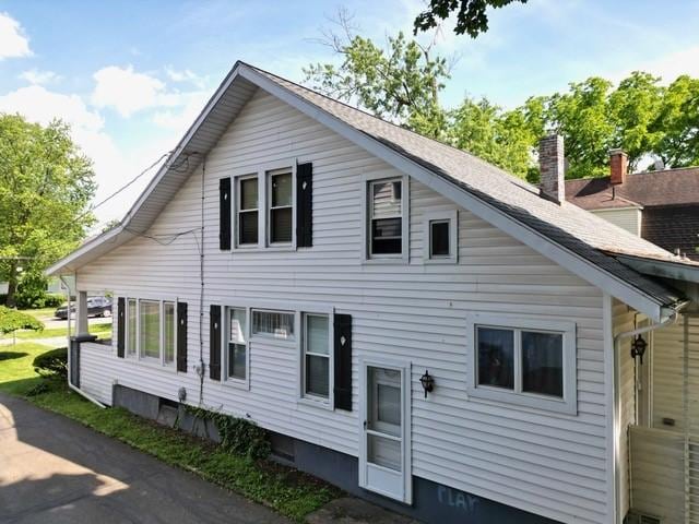 109 Oakwood Ave, Elmira, NY 14903 - view of side of property featuring a chimney