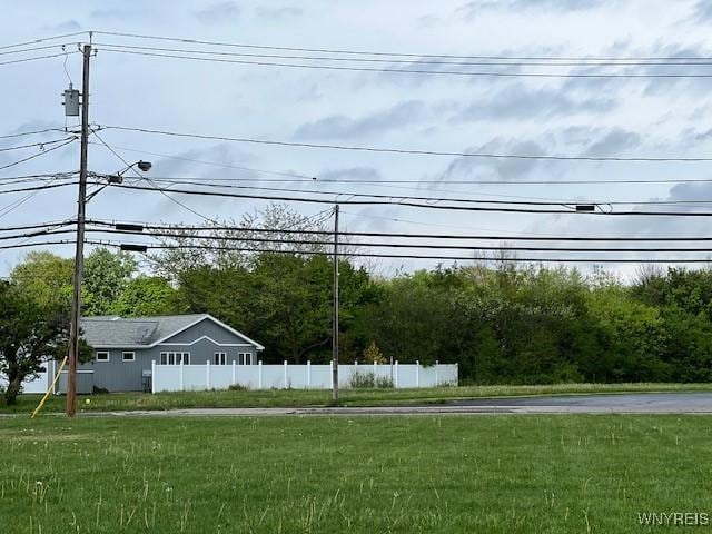 3225 Military Rd, Niagara, NY 14304