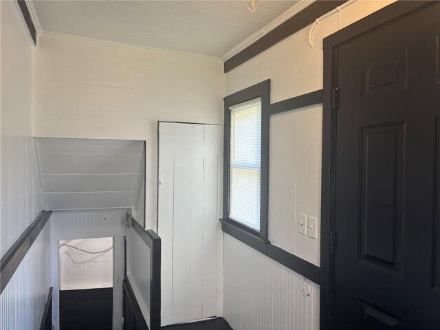 92 Abbott St, Rochester, NY 14606 - view of staircase