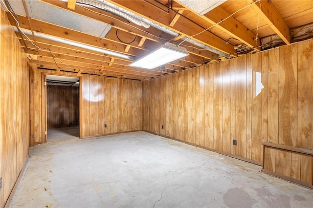 10 Chesfield Lookout, Perinton, NY 14450 - unfinished below grade area with wooden walls