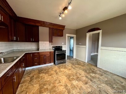 512 Oliver St, North Tonawanda, NY 14120 - photo 30