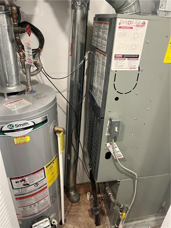 45 Falcon Ln E, Perinton, NY 14450 - utilities with gas water heater and heating unit