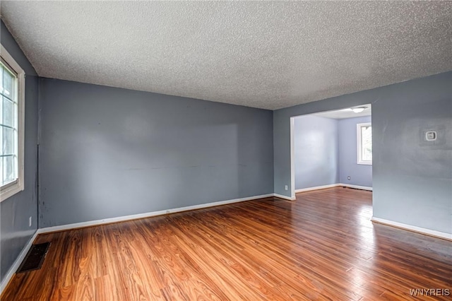 77 Bennett Vlg, Buffalo, NY 14214 - photo 8