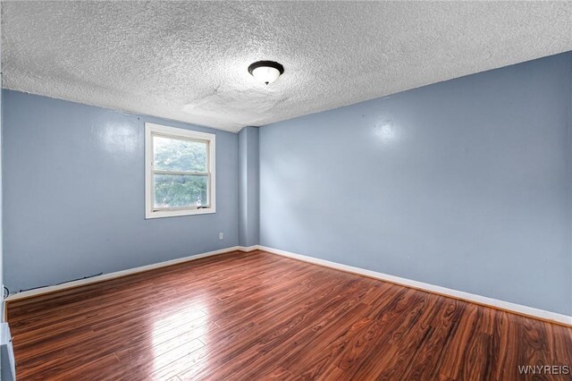 77 Bennett Vlg, Buffalo, NY 14214 - photo 23