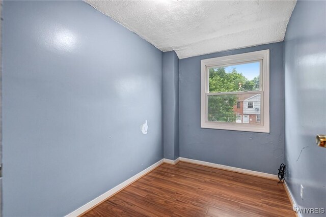 77 Bennett Vlg, Buffalo, NY 14214 - photo 26