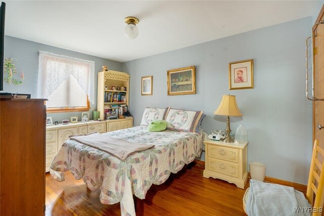 174 Homewood Ave, Tonawanda, NY 14217 - bedroom with wood finished floors