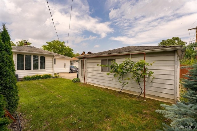 174 Homewood Ave, Tonawanda, NY 14217 - view of green lawn