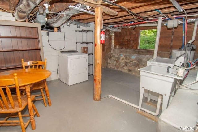 45 S Academy St, Middlebury, NY 14591 - below grade area with washer / clothes dryer