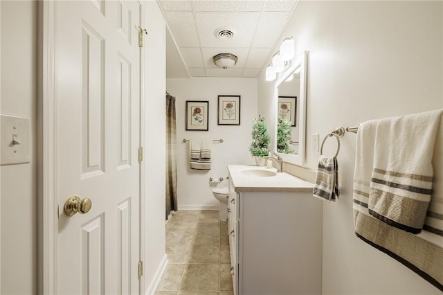 31 Spruce Rdg, Perinton, NY 14450 - bathroom featuring a paneled ceiling, vanity, and curtained shower
