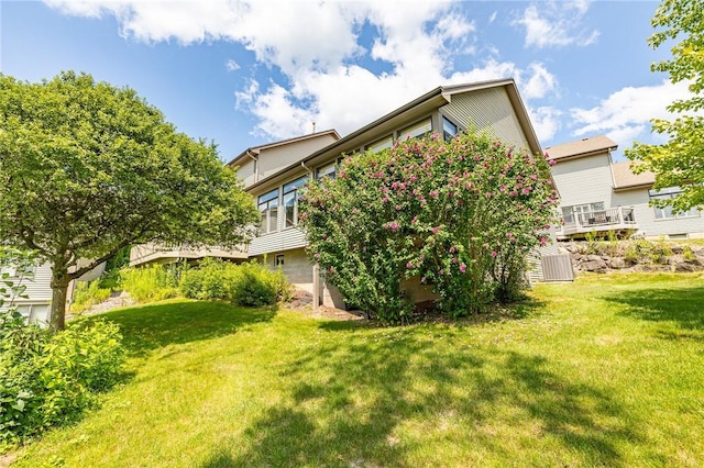 31 Spruce Rdg, Perinton, NY 14450 - view of grassy yard