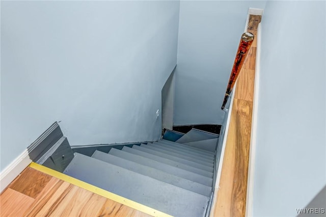 152 Mulberry St, Buffalo, NY 14204 - view of stairs