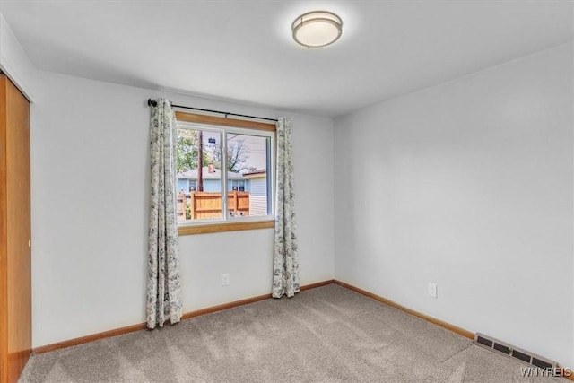 190 Gary Ln, Cheektowaga, NY 14227 - empty room with carpet floors and baseboards