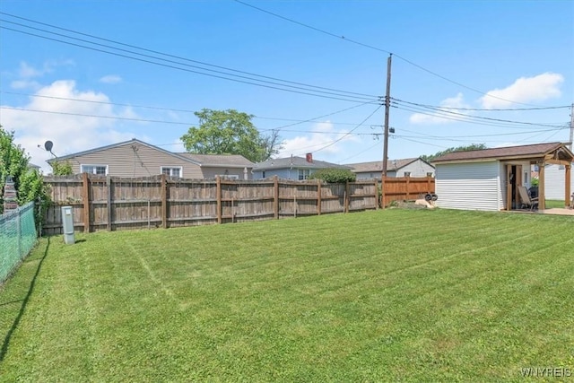 190 Gary Ln, Cheektowaga, NY 14227 - view of fenced backyard