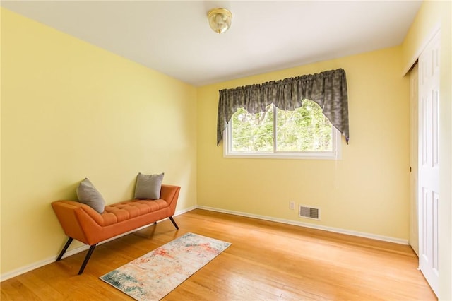 45 Barnfield Rd, Henrietta, NY 14534 - living area with wood finished floors and baseboards