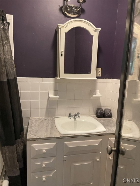11159 State Route 34, Cato, NY 13033 - bathroom featuring vanity and a shower with curtain