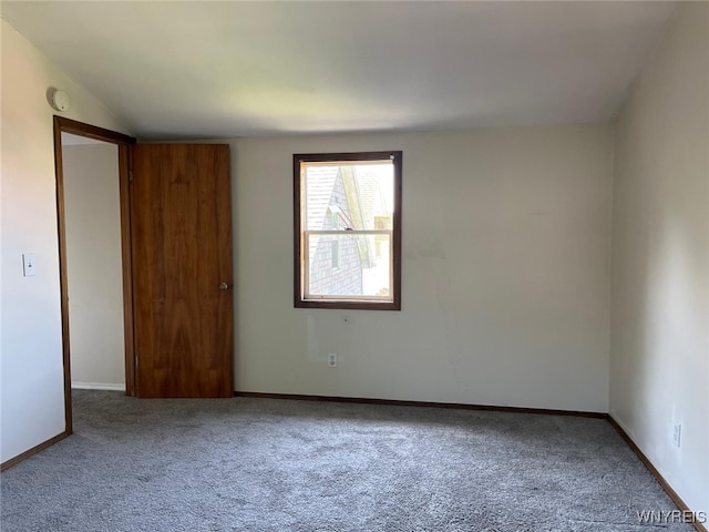 50 Ideal St, Buffalo, NY 14206 - empty room with carpet floors and a smoke detector