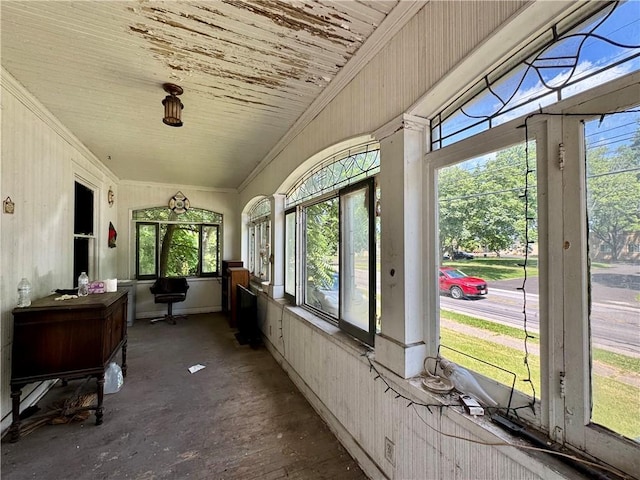 553 Denise Rd, Greece, NY 14616 - sunroom / solarium with ornamental molding
