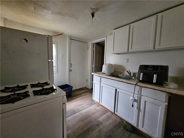 108 Gold St, Utica, NY 13501 - photo 9