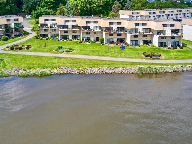 310 Bay Village Dr, Irondequoit, NY 14609 - photo 10