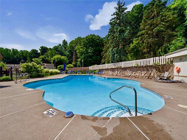 310 Bay Village Dr, Irondequoit, NY 14609 - photo 12