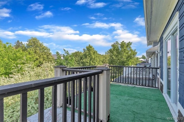592 Parkside Ave, Buffalo, NY 14216 - view of balcony