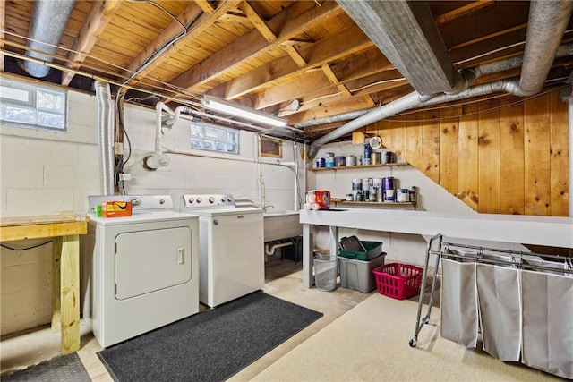 16 Trowbridge Trl, Pittsford, NY 14534 - laundry room featuring washing machine and dryer
