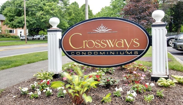 2432 E Ave Unit B, Brighton, NY 14610 - view of community / neighborhood sign