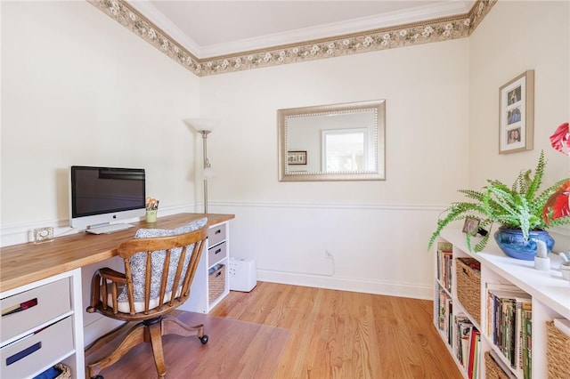 4 Crowne Pointe Dr, Penfield, NY 14526 - office with wood finished floors and ornamental molding