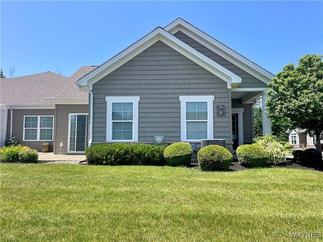 5665 Southwestern Blvd Unit 37, Hamburg, NY 14075 - view of front facade featuring a front yard
