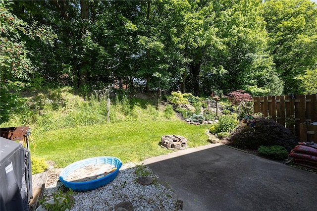 18 Chesterton Ct, Perinton, NY 14450 - view of yard with a patio
