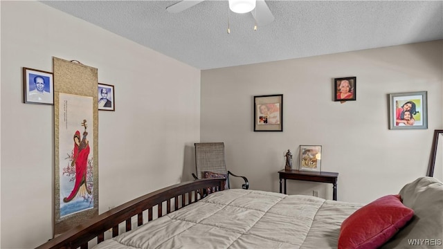 131 Daven Dr, Amherst, NY 14068 - bedroom featuring a textured ceiling and ceiling fan