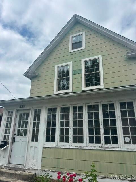 2936 Mckoon Ave, Niagara Falls, NY 14305 - view of side of property